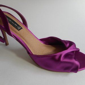 STEVE MADDEN Silky Strappy Party Heel Sandals